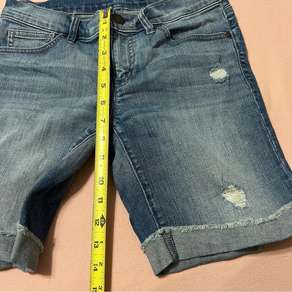 Ann Taylor denim shorts - Picture 3 of 6